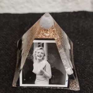 Gold Glitter Pyramid with Iconic Photo